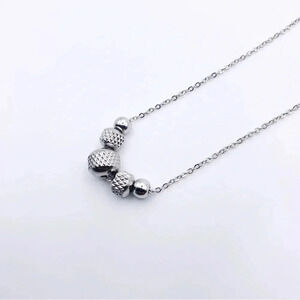 Beads necklace silver